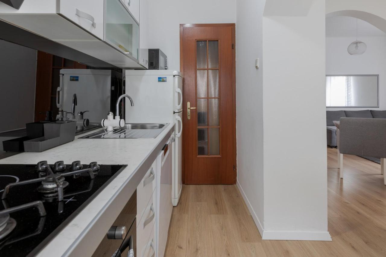 Lisinski Apartment With Private Parking Zagreb Exterior photo